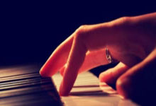 [英超]换鞋如换刀 切尔西逆转热刺.